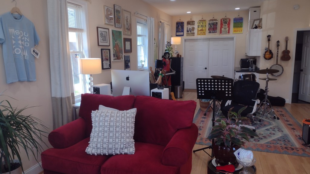 front looking back straigh